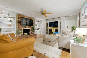 Majestic Lux Home with Heated Pool and Spa!